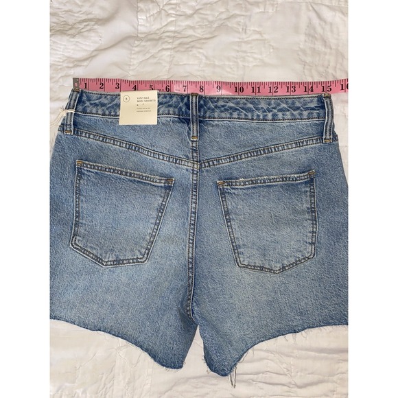 NWT Universal Threads " Vintage Midi Shorts"Women's Size 8  Inseam 4" Cut Off - Picture 5 of 10
